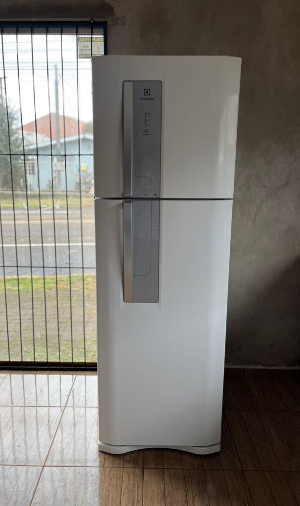 Geladeira Electrolux frost free